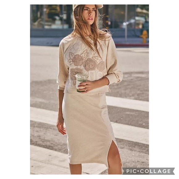 Anthropologie Daily Practice Quilted Floral Embroidery Neutral Pullover Size L - Picture 2 of 16